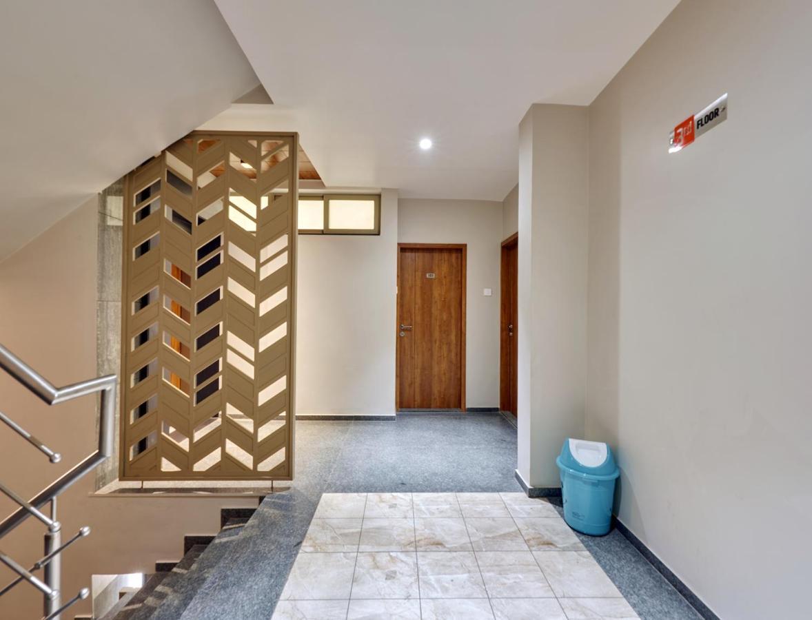 Hotel Swamini Kolhapur Buitenkant foto